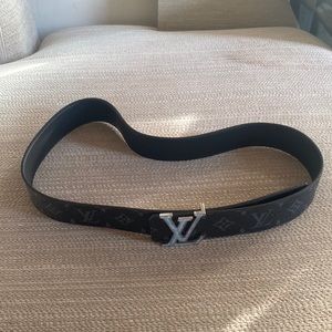 Louis Vuitton Marble 40MM Reversible Belt